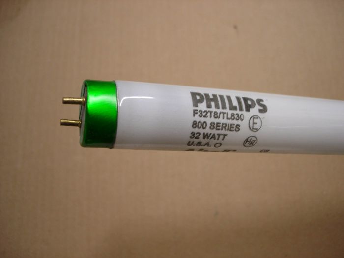 Philips F32T8
A Philips F32T8 ALTO warm white 800 series fluorescent lamp.

Made in: USA

Manufactured: March 2008

Colour temperature: 3000K

Lumens: 2850

Lamp life: 30,000 hours

CRI: 85
