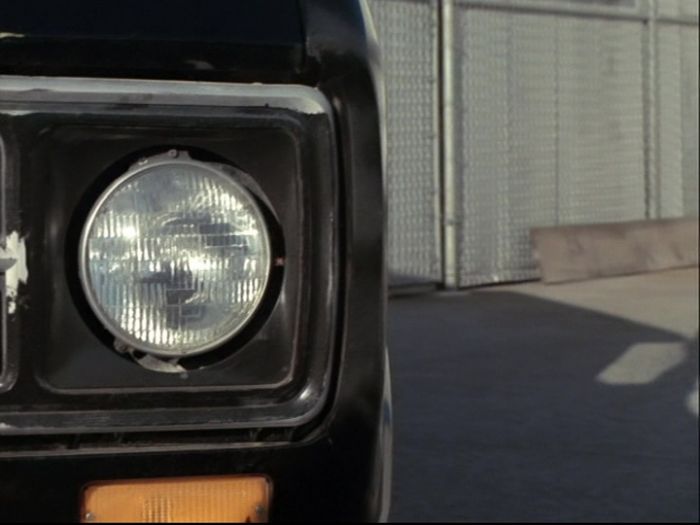 7-Inch Headlight
Time index: 26:27

Vehicle: [url=https://imcdb.org/vehicle_140674-Ford-Econoline-1975.html]1975 Ford Econoline in The A-Team, TV Series, 1983-1987 Ep. 3.09[/url]

Voltage: 12 Volts
Bulb Shape: PAR56
