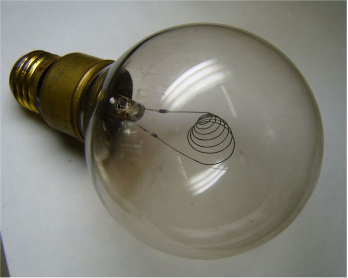 200w? Carbon Filament Heat Lamp Bulb
This is the bulb that came with the ThermoLite heat lamp.
It works and emits a lot of heat!

