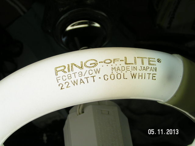 Ring-of-Lite FC8T9/CW
Date? IMO the etch screams 70s...
Keywords: Lit_Lighting