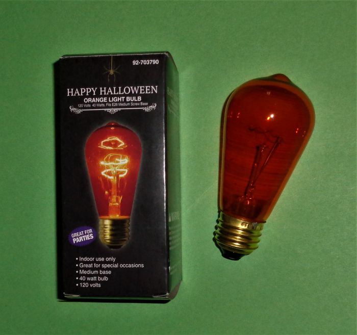 Halloween Bulb
An Edison shape 40W orange bulb. When lit it looks somewhat like an underdriven HPS. I got for $1 at a 99 cents only.
Keywords: Lamps